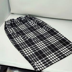 Shein Skirt Houndstooth Size S